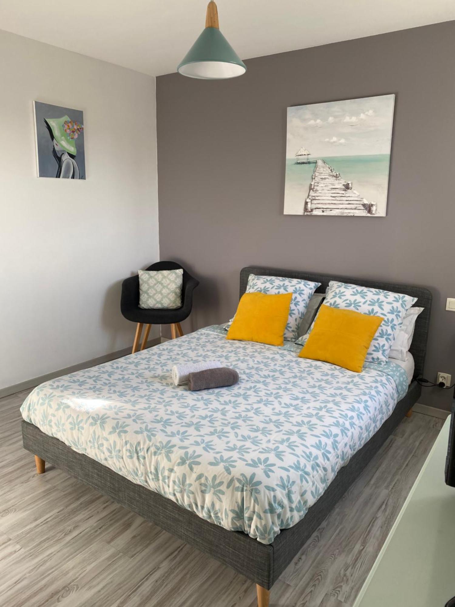 שאלאן Chambre Les Hortensias מראה חיצוני תמונה